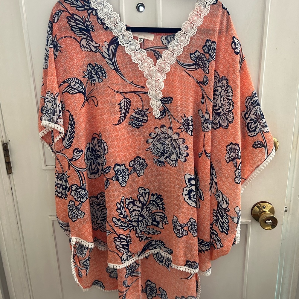 Francesca's Collections Orange and Blue Floral Top
